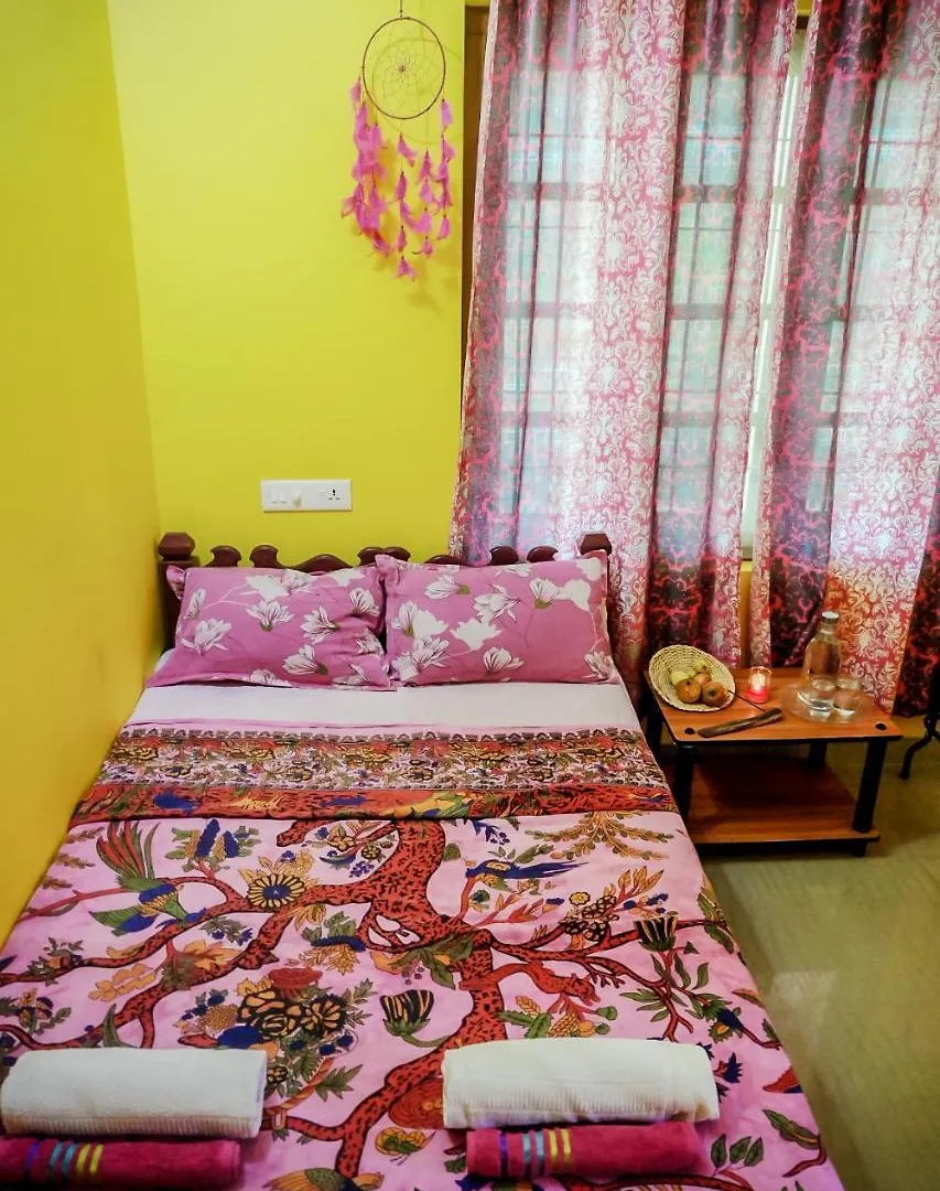 Отель Shakti Ashram, Healing Center & Academy * Only Women Варкала