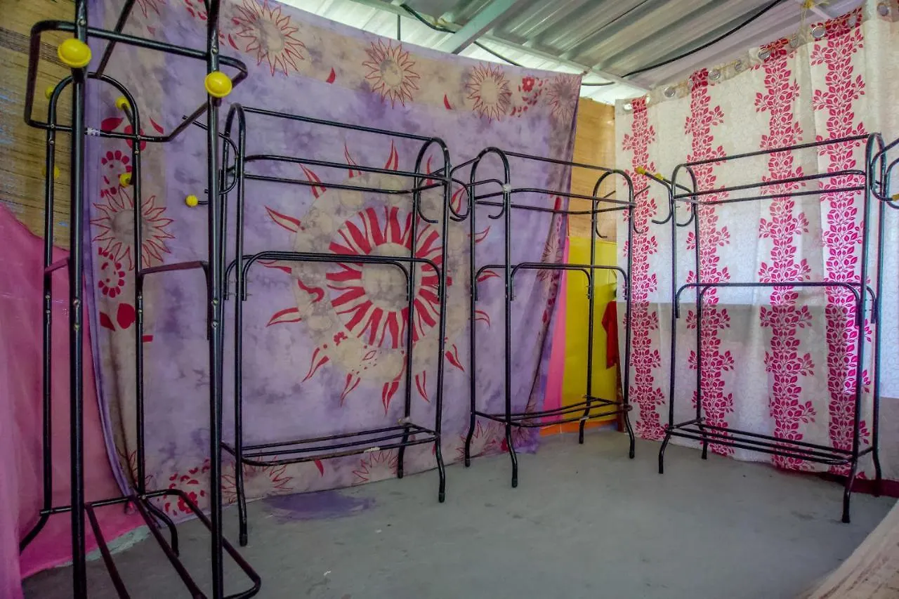 Отель Shakti Ashram, Healing Center & Academy * Only Women Варкала