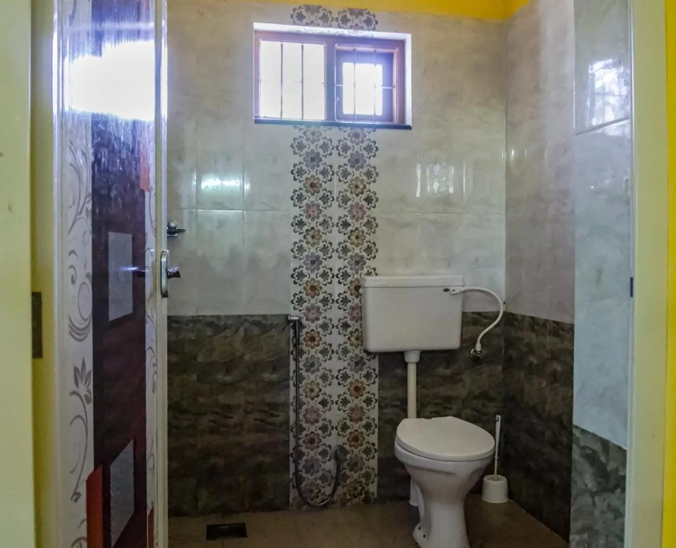 Отель Shakti Ashram, Healing Center & Academy * Only Women Варкала