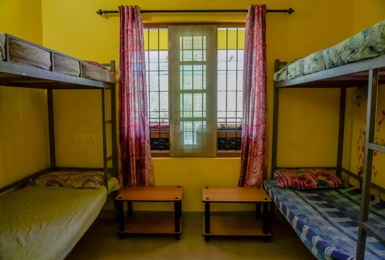 Shakti Ashram, Healing Center & Academy * Only Women Hotel Varkala Indien