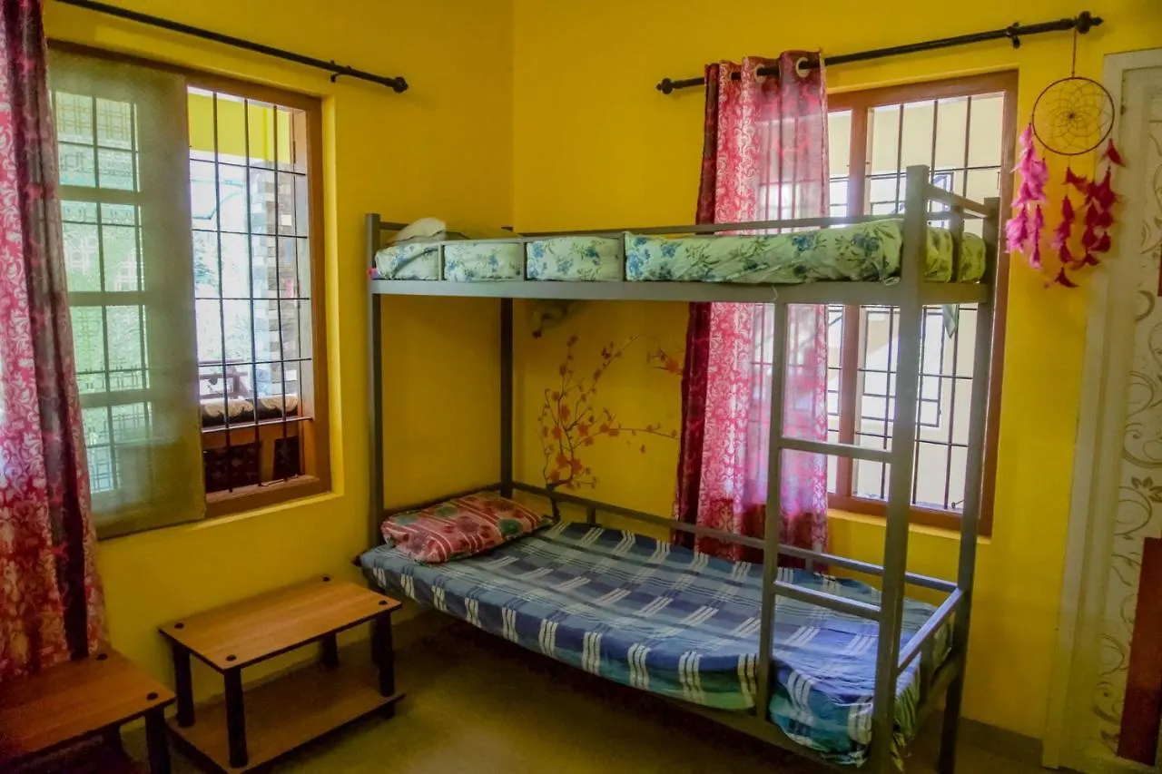 Shakti Ashram, Healing Center & Academy * Only Women Hotel Varkala 0*,  Indien